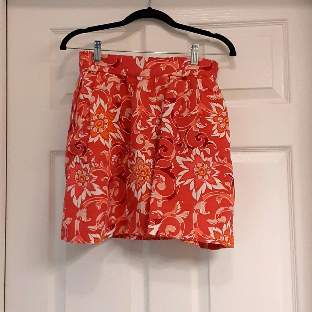 Adorable LOFT Skirt with Pockets